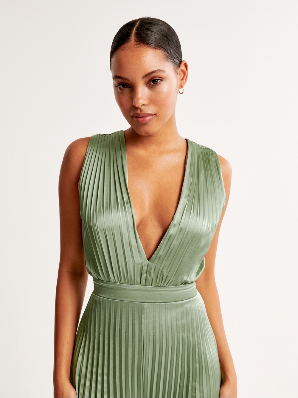 NWT Abercrombie & Fitch Giselle Pleated Jumpsuit - Picture 2 of 5